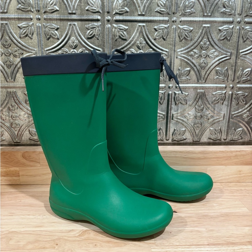 CROCS Tall Green Women's Freesail Rain Boots size 6